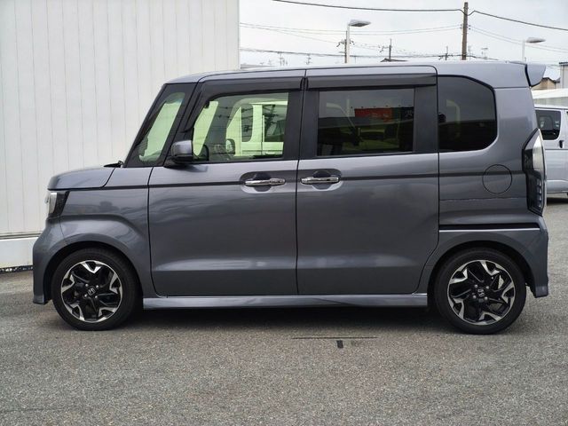 HONDA N BOX CUSTOM 2018