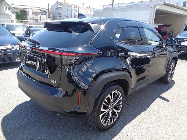 TOYOTA YARIS CROSS HYBRID 2024