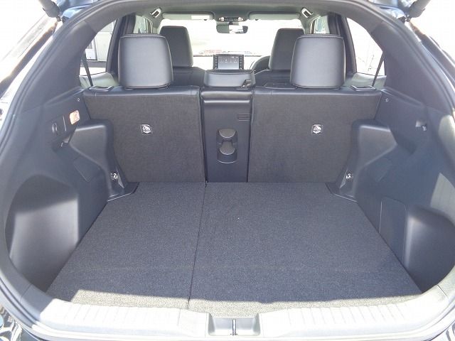 TOYOTA YARIS CROSS HYBRID 2024