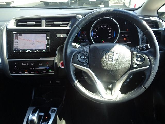 HONDA FIT HYBRID 2019