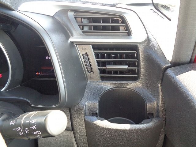 HONDA FIT HYBRID 2019