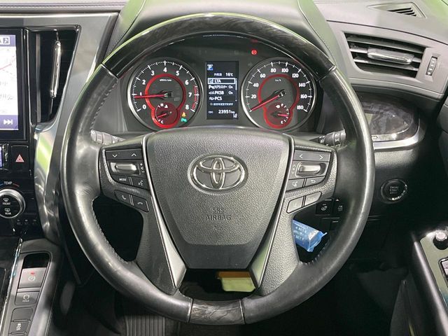 TOYOTA VELLFIRE 2018