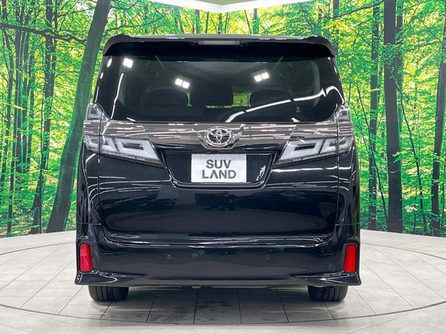 TOYOTA VELLFIRE 2018