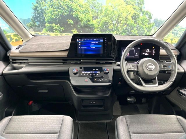 NISSAN SERENA  WG 2023