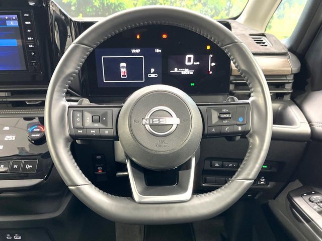 NISSAN SERENA  WG 2023