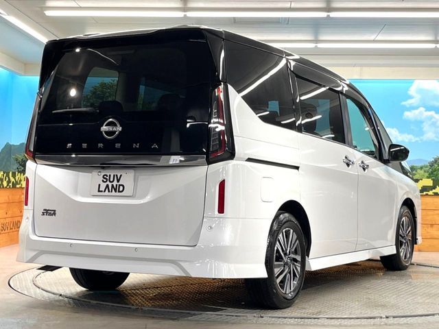 NISSAN SERENA  WG 2023