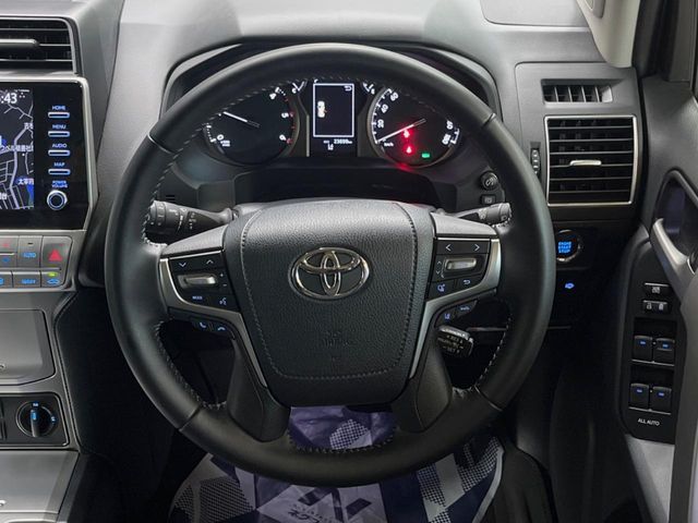 TOYOTA LANDCRUISER PRADO 2023