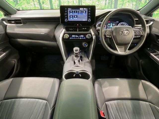 TOYOTA HARRIER 2WD 2020