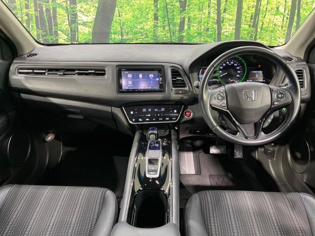 HONDA VEZEL HYBRID 2016