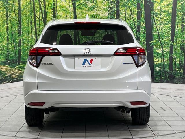 HONDA VEZEL HYBRID 2016