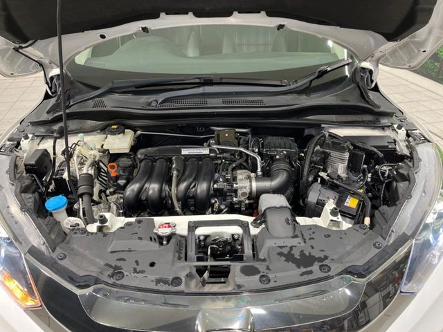 HONDA VEZEL HYBRID 2016