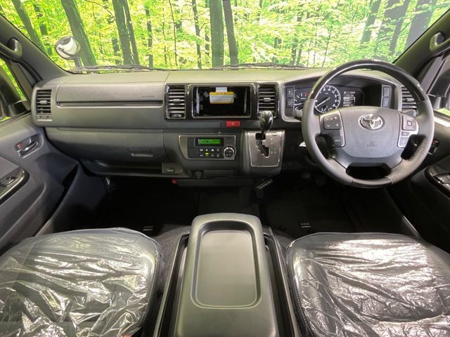 TOYOTA HIACE van 2WD 2025