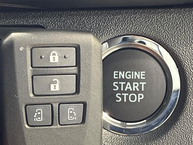 TOYOTA HIACE van 2WD 2025