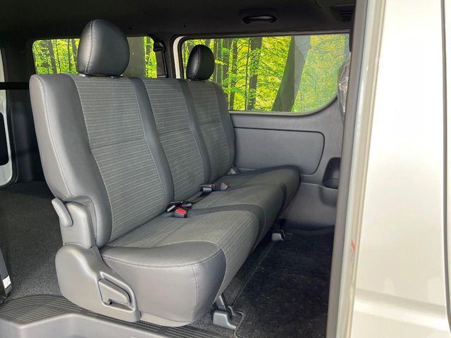 TOYOTA HIACE van 2WD 2025