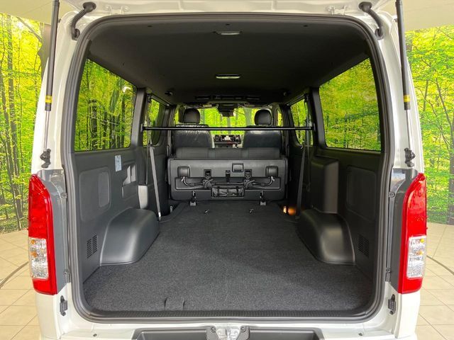 TOYOTA HIACE van 2WD 2025