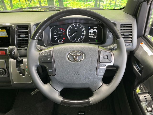 TOYOTA HIACE van 2WD 2025