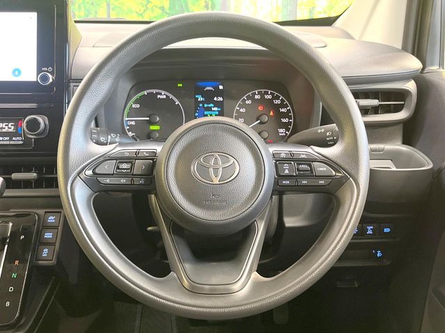 TOYOTA SIENTA HYBRID 2025