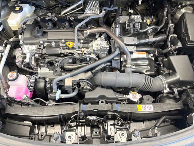 TOYOTA SIENTA HYBRID 2025