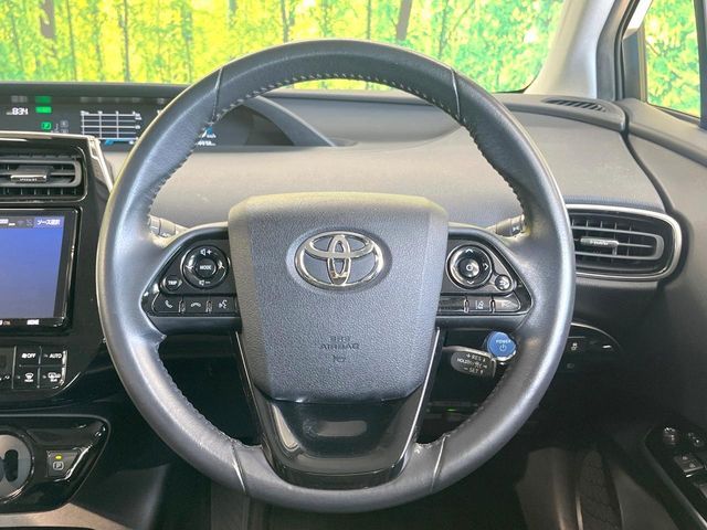 TOYOTA PRIUS 2019