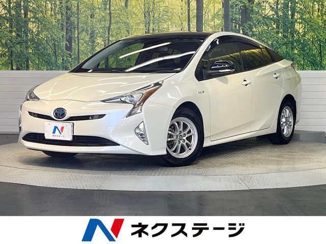 TOYOTA PRIUS 2018