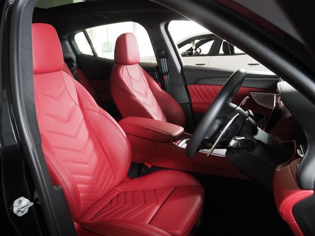 MASERATI MASERATI Grecale 2024