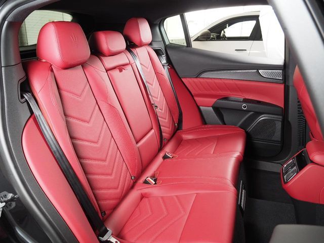 MASERATI MASERATI Grecale 2024