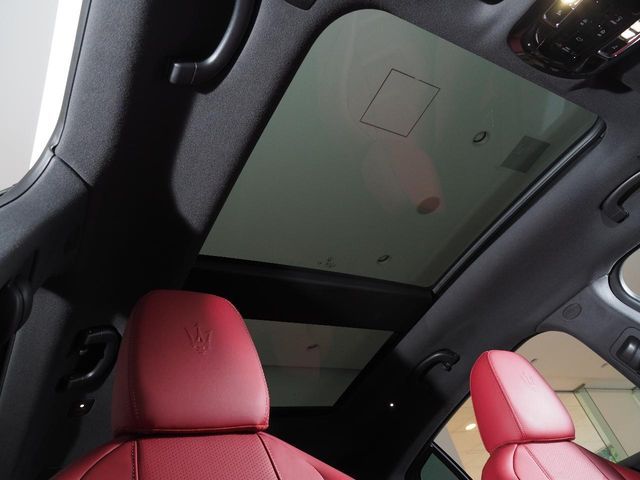 MASERATI MASERATI Grecale 2024