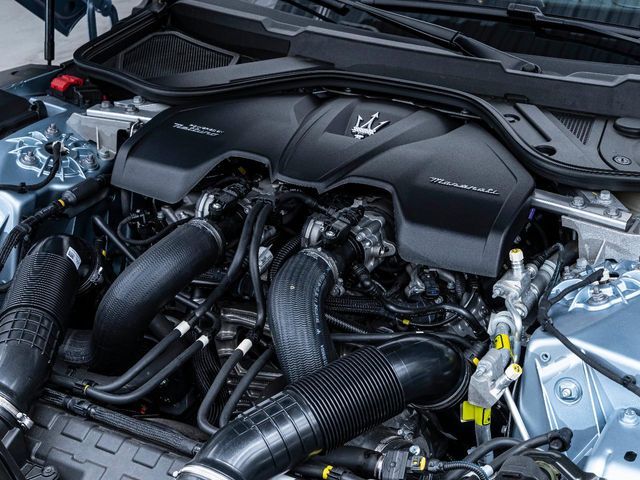 MASERATI MASERATI GRANTURISMO 2024