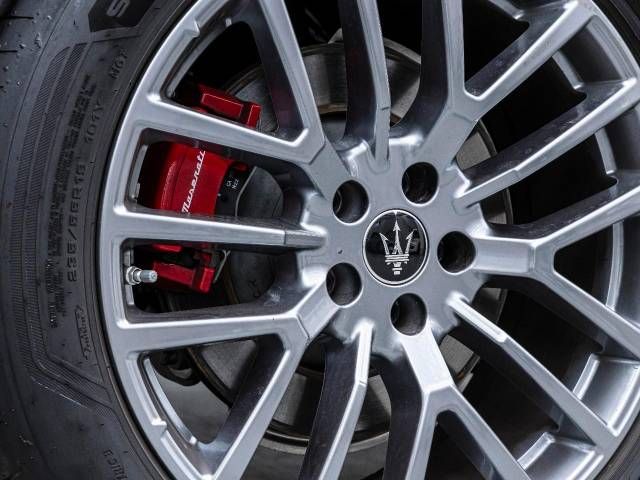 MASERATI MASERATI Grecale 2024