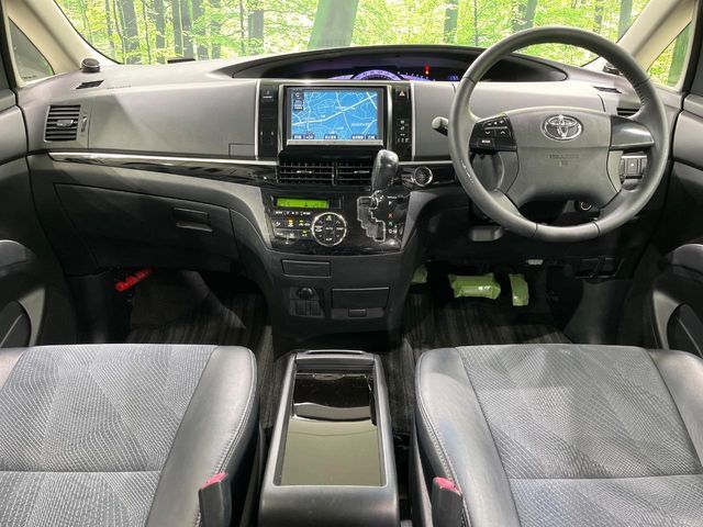 TOYOTA ESTIMA  4WD 2014