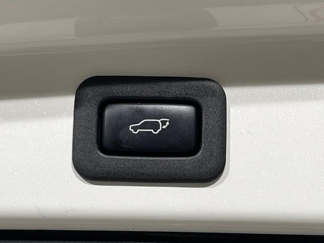 TOYOTA ESTIMA  4WD 2014