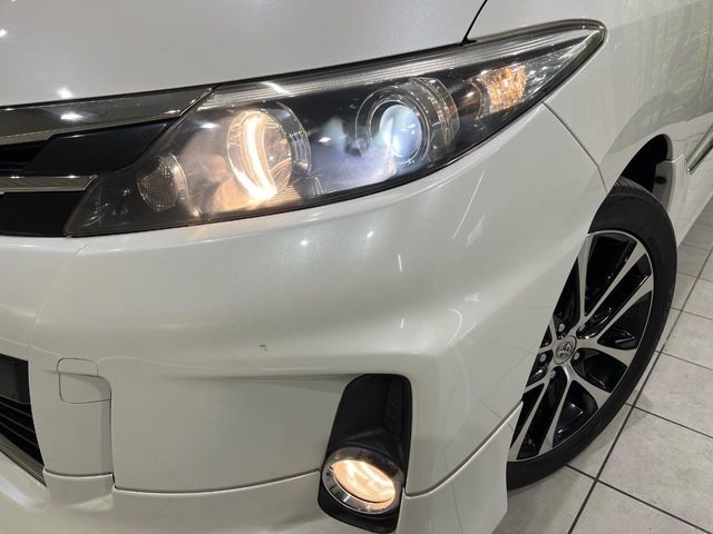 TOYOTA ESTIMA  4WD 2014