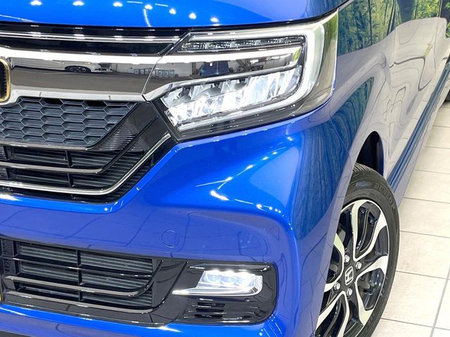 HONDA N BOX CUSTOM 2017