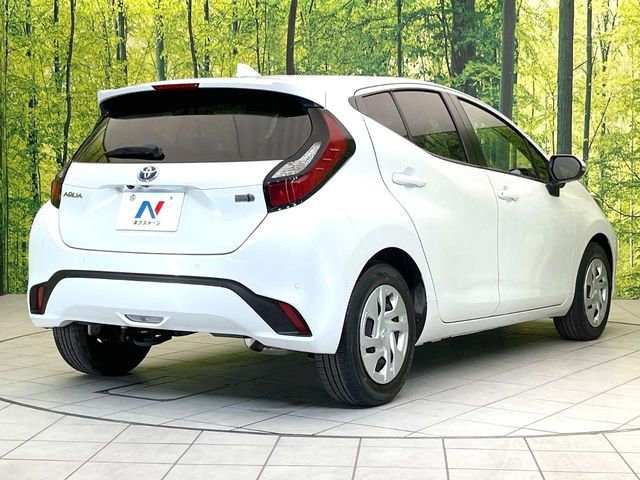 TOYOTA AQUA 2022