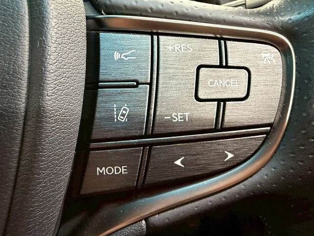 TOYOTA LEXUS LS500h 2018