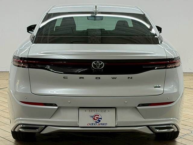 TOYOTA CROWN CROSSOVER 2023