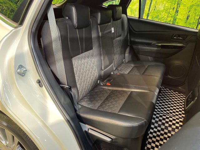 TOYOTA HARRIER 2WD 2018