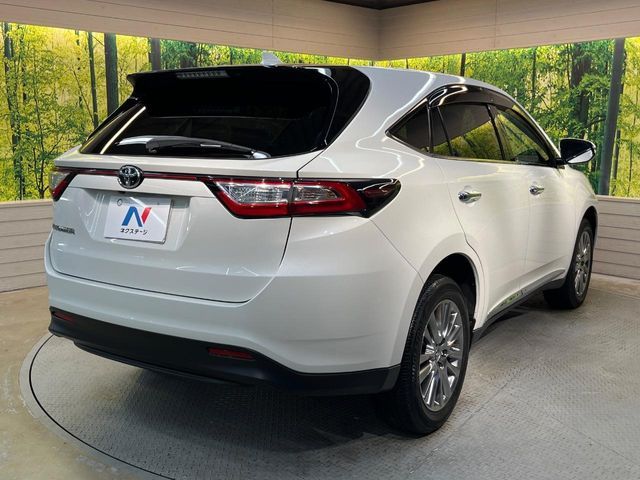 TOYOTA HARRIER 2WD 2018
