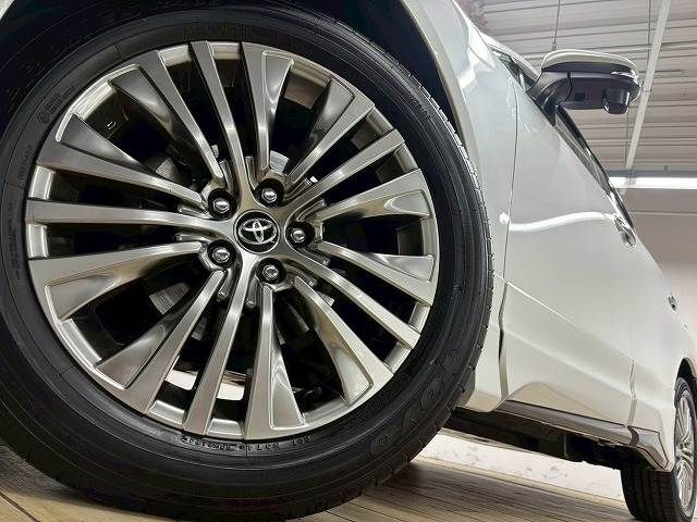 TOYOTA HARRIER 2WD 2024