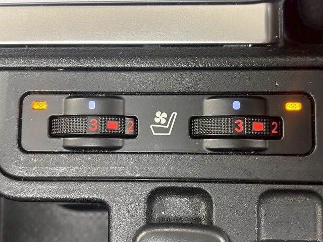 TOYOTA LANDCRUISER PRADO 2022