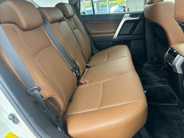 TOYOTA LANDCRUISER PRADO 2022