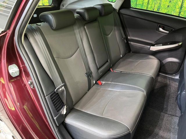 TOYOTA PRIUS PHV 2014