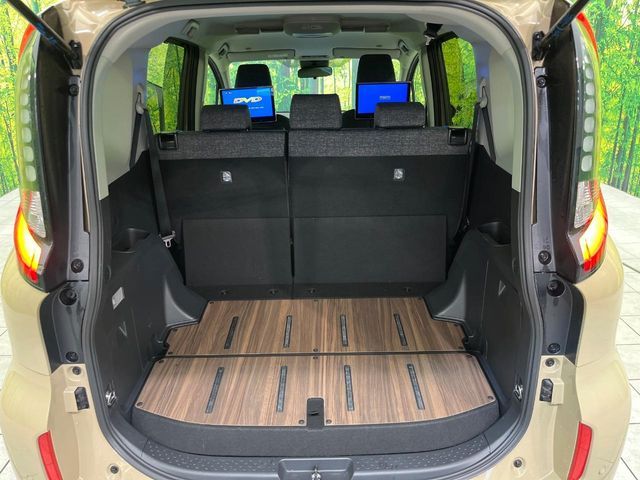 TOYOTA SIENTA HYBRID 2022