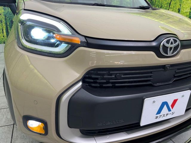 TOYOTA SIENTA HYBRID 2022