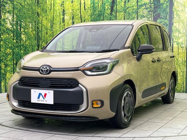 TOYOTA SIENTA HYBRID 2022