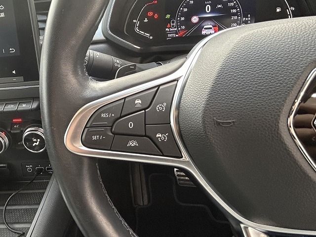 RENAULT RENAULT CAPTUR 2021