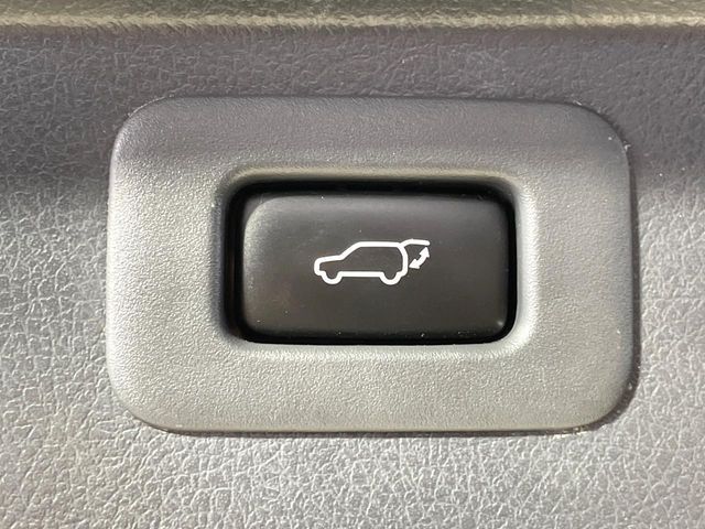 TOYOTA VELLFIRE 4WD 2013