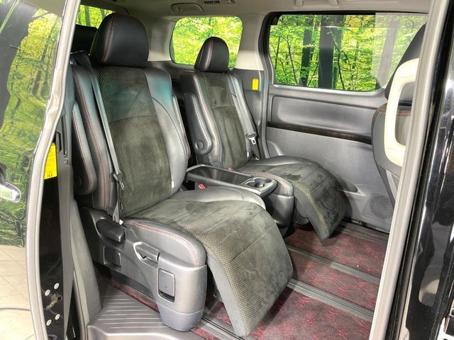 TOYOTA VELLFIRE 4WD 2013