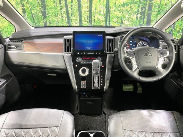 MITSUBISHI DELICA D:5 4WD 2023