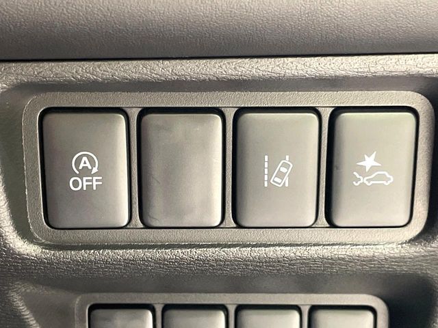 MITSUBISHI DELICA D:5 4WD 2023